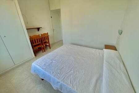 Boschapartamento De 2 Dormitorios Y Con Piscina Ciutadella  Exteriör bild