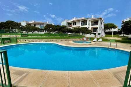 Boschapartamento De 2 Dormitorios Y Con Piscina Ciutadella  Exteriör bild